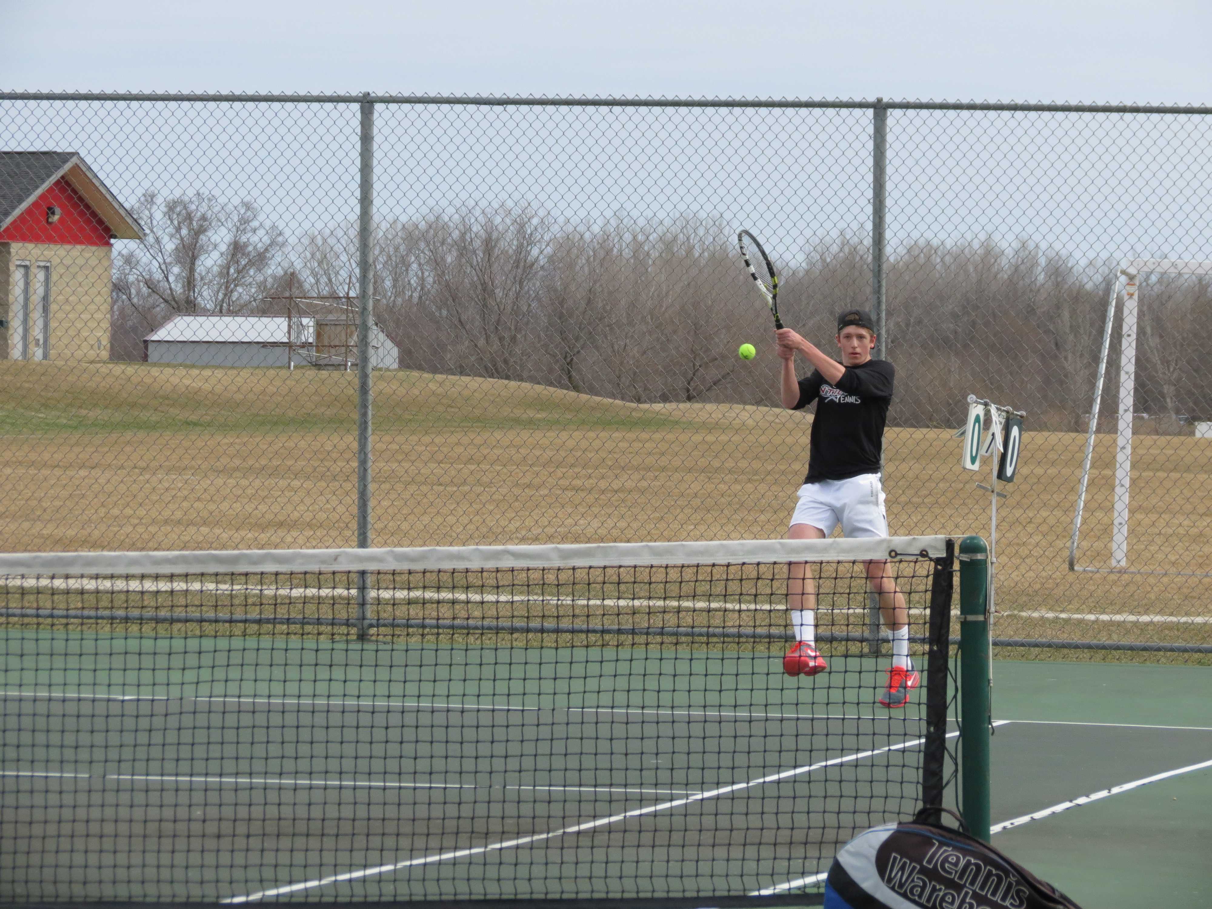 Boys Tennis Suffers a Loss Early on